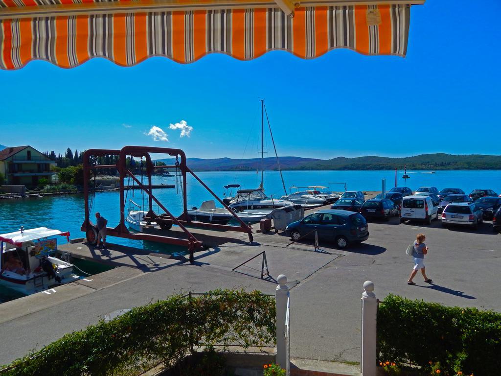 Apartmani Sindik Tivat Ngoại thất bức ảnh