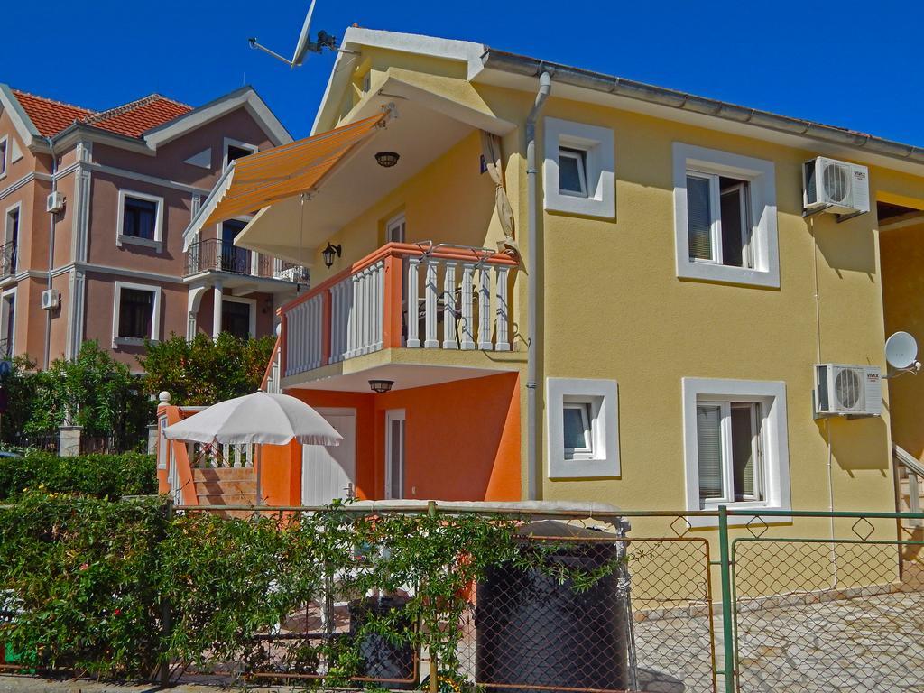 Apartmani Sindik Tivat Ngoại thất bức ảnh